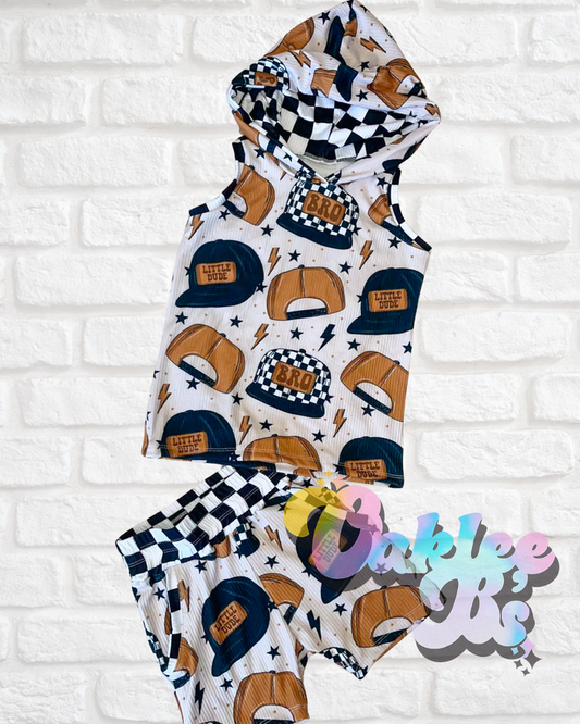 4T RTS pocket shorts and hooded tank