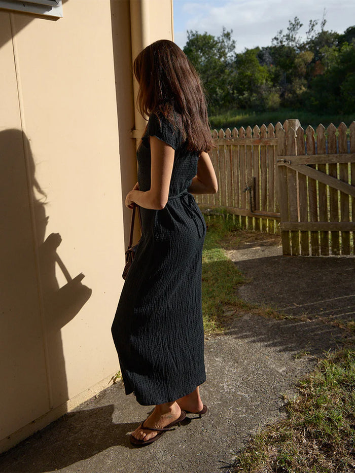 Elodie - Hemp Seersucker Midi Dress | Black-Image 5