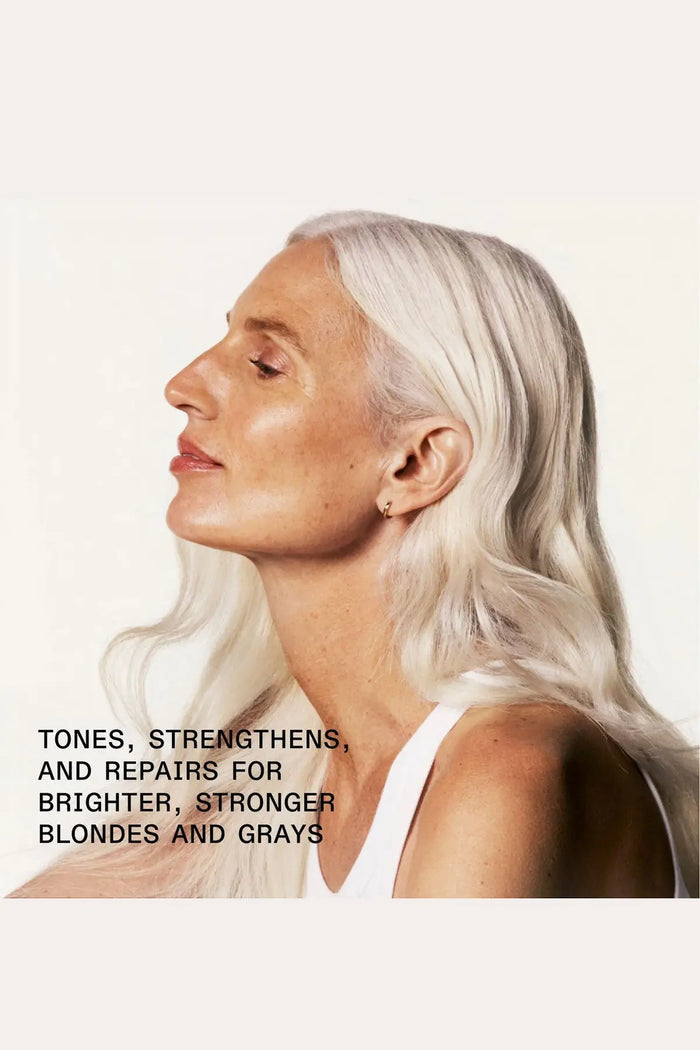OLAPLEX NO.4P BLONDE ENHANCER TONING SHAMPOO 8.5oz - BSW BEAUTY CANADA