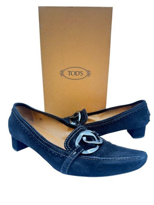 Tod’s Black Suede Chain-Detail Pumps – Size 6.5