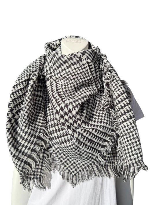 Unbranded Houndstooth Wool-Blend Square Scarf – Excellent Preowned Condition